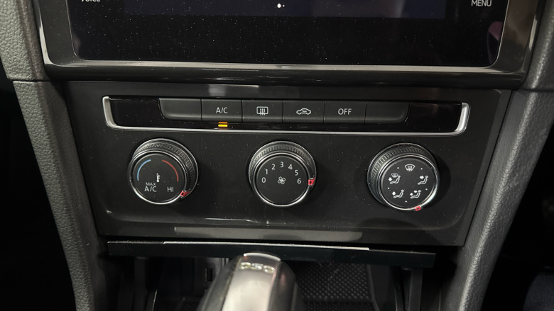 Volkswagen Golf 1.6 TDI SE 5dr DSG [Nav] Diesel Estate